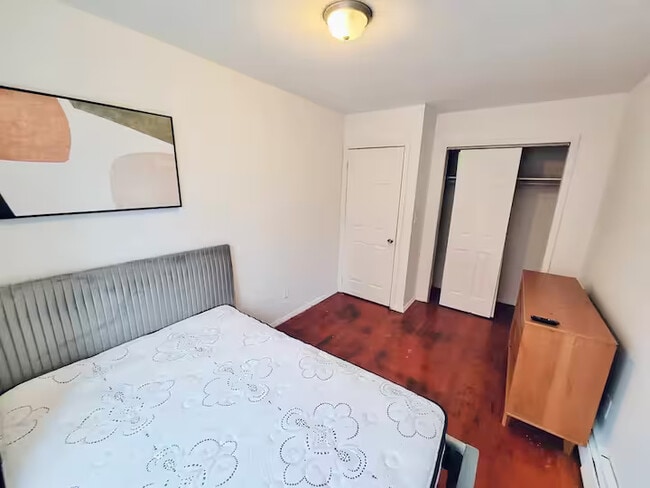 Photo - Furnished room/NOT APARTMENT Unit 2