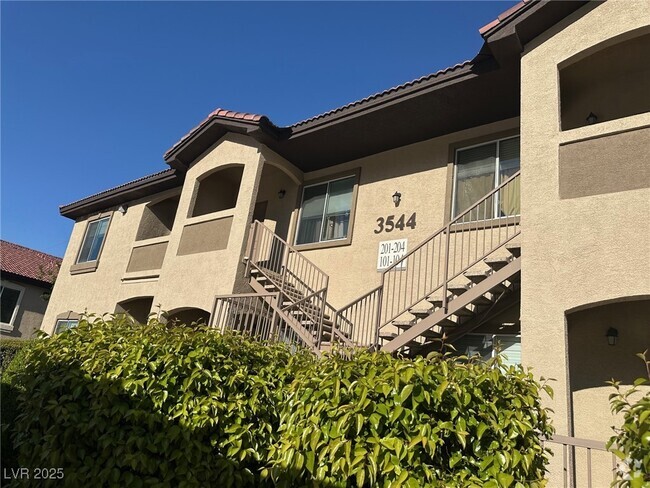 Building Photo - 3544 Desert Cliff St Unit 202 Rental