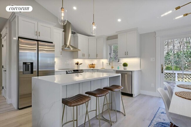 Photo - 45 Cosdrew Ln