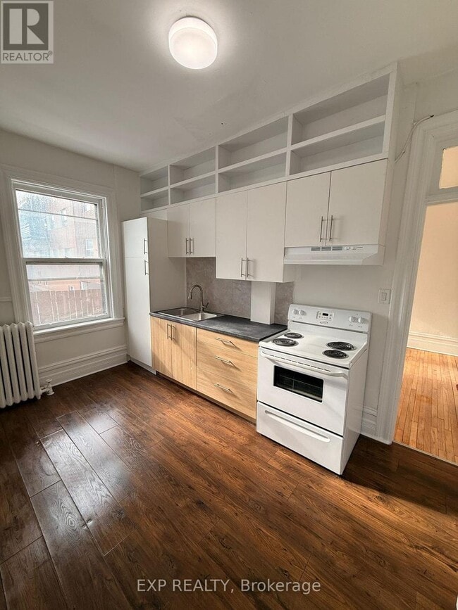 Photo - 366 Frank St