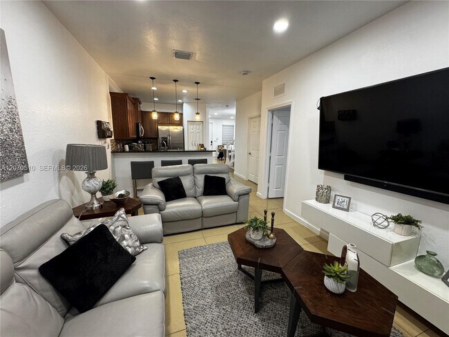 Photo - 8715 NW 98th Ave