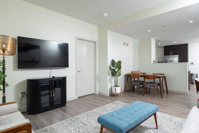 Building Photo - 1 Canal St Rental
