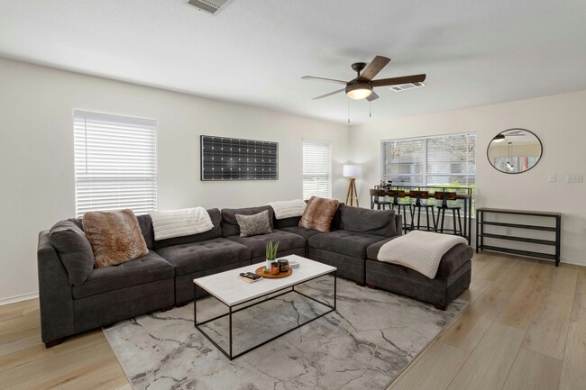 Photo - 8513 Kansas River Dr