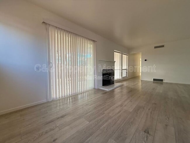 Photo - 1790 Eucalyptus Ave