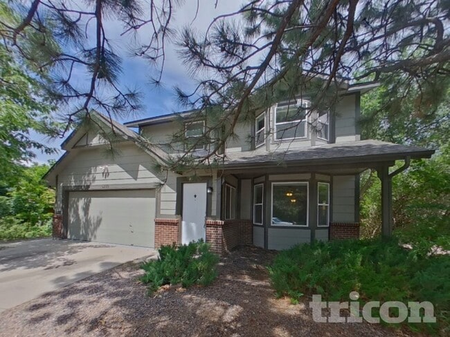 Building Photo - 6455 Montarbor Dr