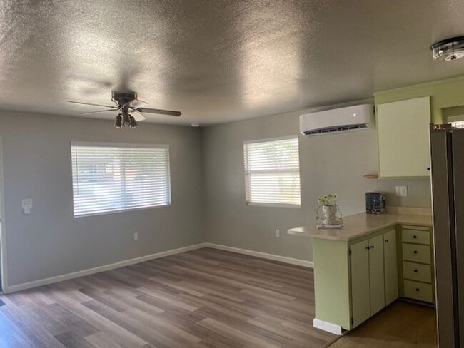 Photo - Vintage Charm Meets Modern Comfort!