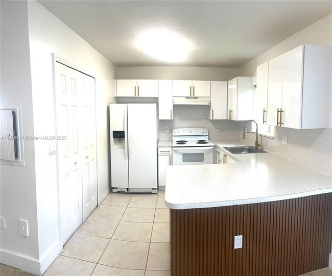 Photo - 1240 SE 28th Ct Unit 101