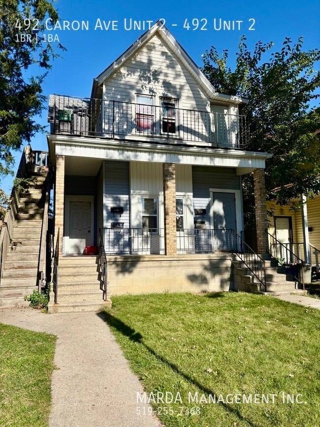 Building Photo - COZY 1 BED/1 BATH SPLIT-LEVEL UPPER Unit 492  2