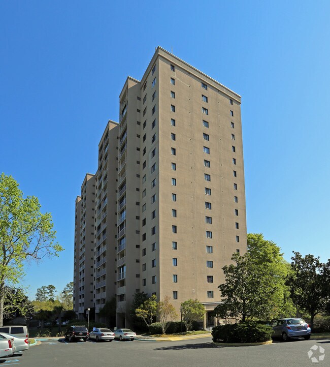 Photo - Middleborough Condominiums