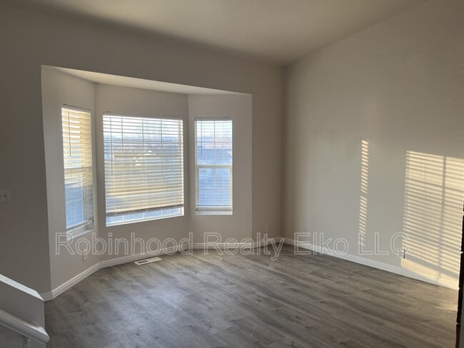 Photo - 1515 Glenmoor Dr