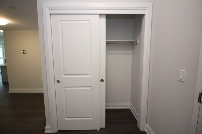 Photo - 118-118 Summersides Blvd