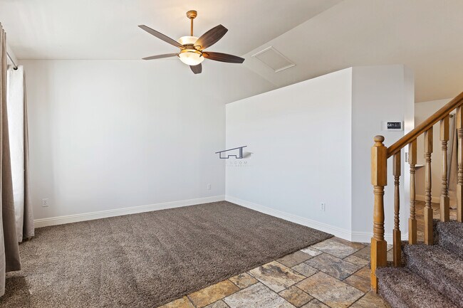 Photo - 5589 S 3275 W