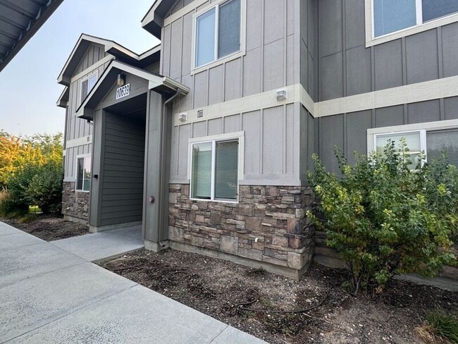 Photo - 10639 W Wasdale Dr