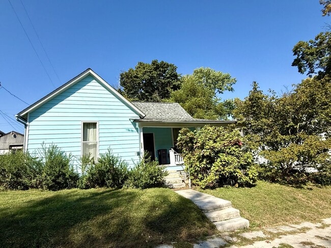 Building Photo - 2 Bedroom Avail August 2026 in Prospect Hills! $1,400 Monthly