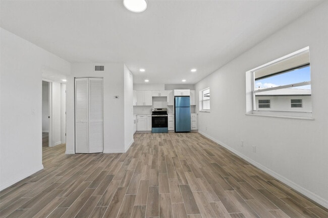 Photo - 1301 Emerald Terrace Unit 14