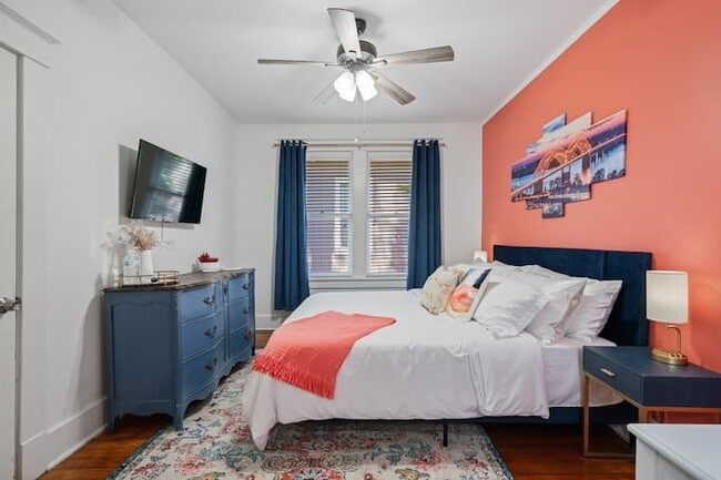 Photo - 2036 Linden Ave