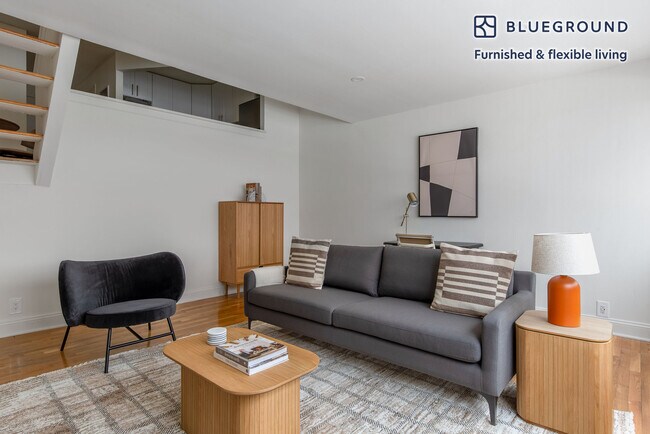 Photo - 123 E 54th St Unidad FL2-ID1290