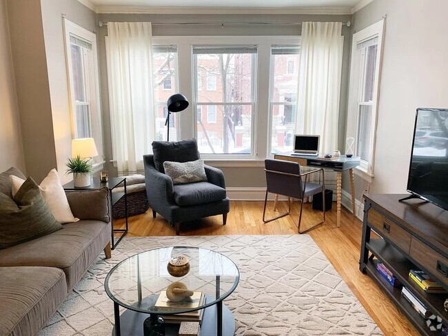 Building Photo - 3540 N Bosworth Ave Unit 2 Rental