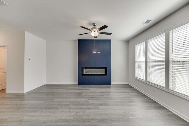 198 Blue Dragon Dr