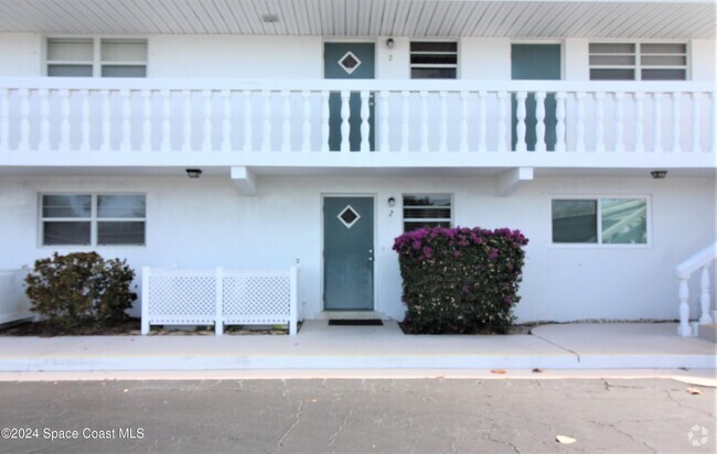 Building Photo - 2186 Jimmy Buffett Mem Hwy Unit 2c Rental