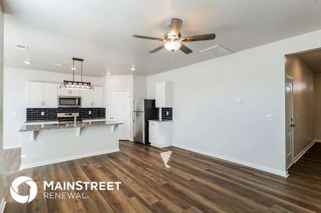 Photo - 1080 Pepper Stone Dr