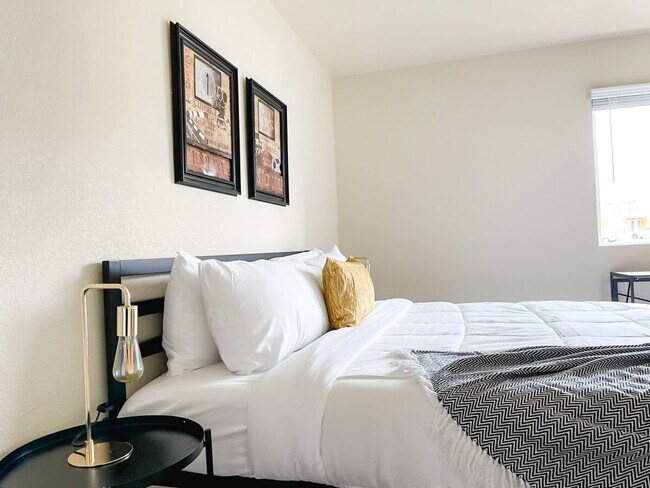 Photo - 12701 N Pennsylvania Ave Unidad ID1036869P