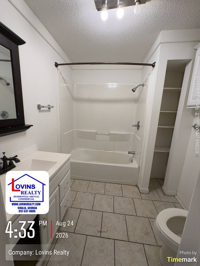Photo - 109 E Clifton Ave