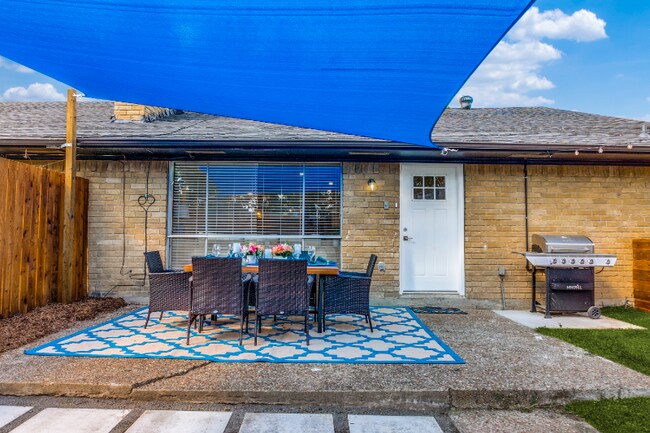 Photo - 7738 Village Trail Dr Casa