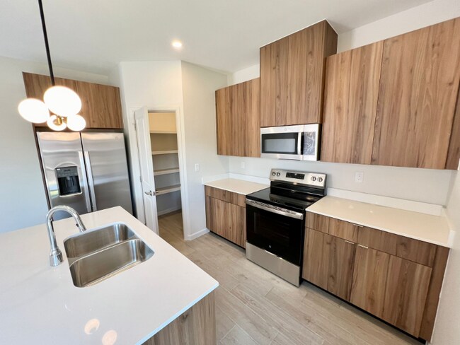 Photo - 3500 Duke Ave Unit 4