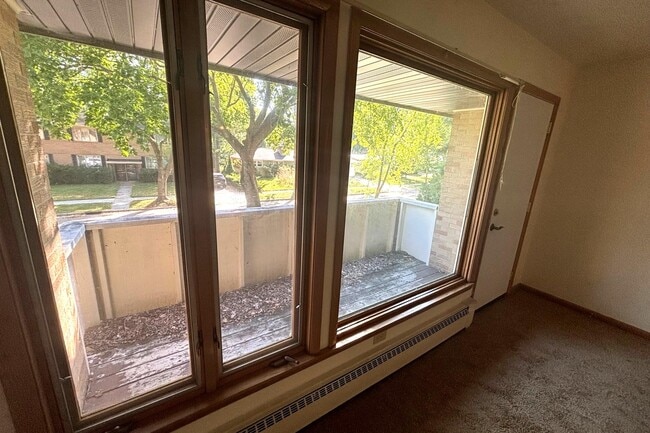Photo - 2402 Fremont Ave