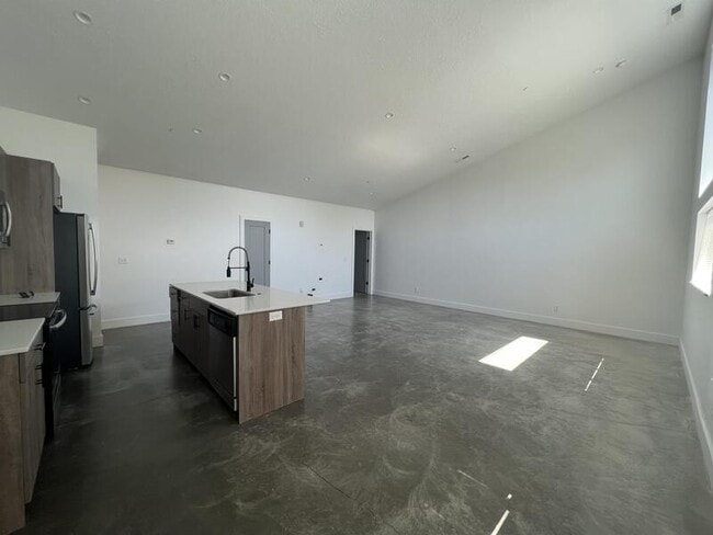 Photo - 3359 S 900 E