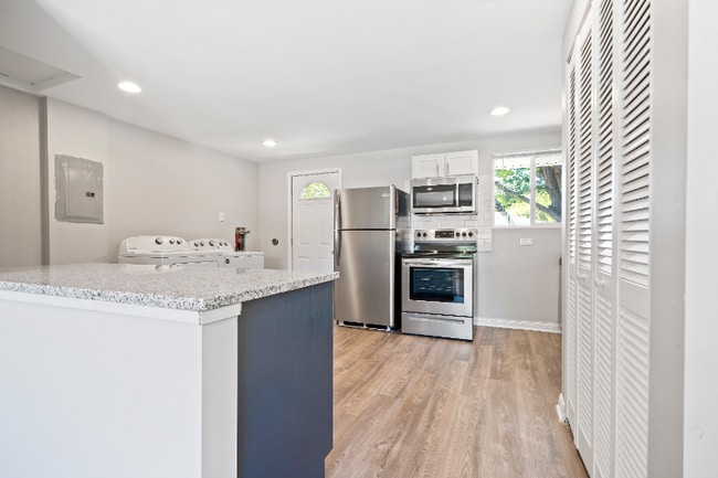 Photo - 95 Shepard St Unit A