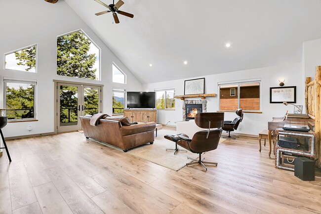 Photo - 7052 Lynx Lair Rd