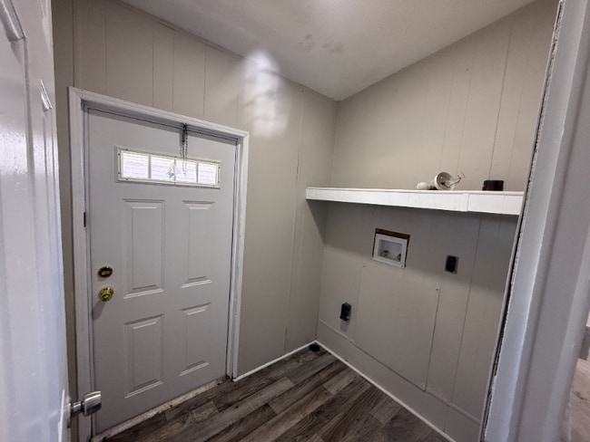 Photo - 80 Redwood Ln