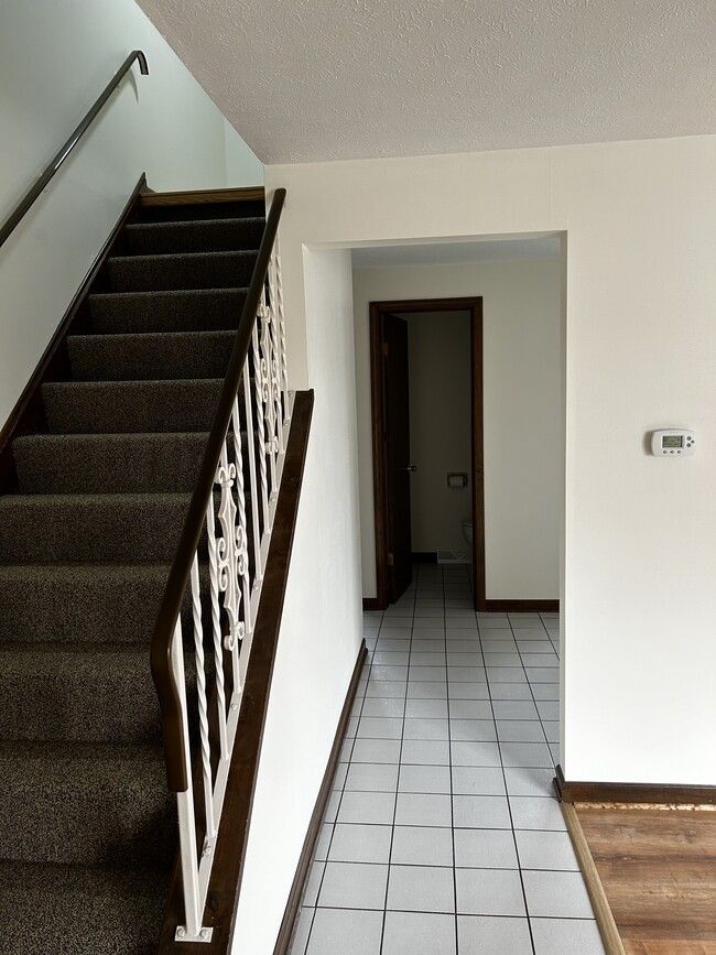 Photo - 7012 Joanne Cir N Unit Duplex