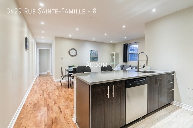 Photo - 3429 Rue Sainte-Famille Unité 8