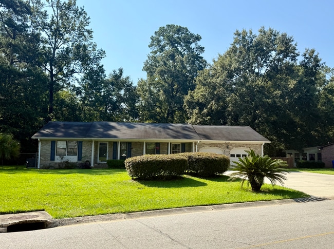 Photo - 8364 Greenridge Rd