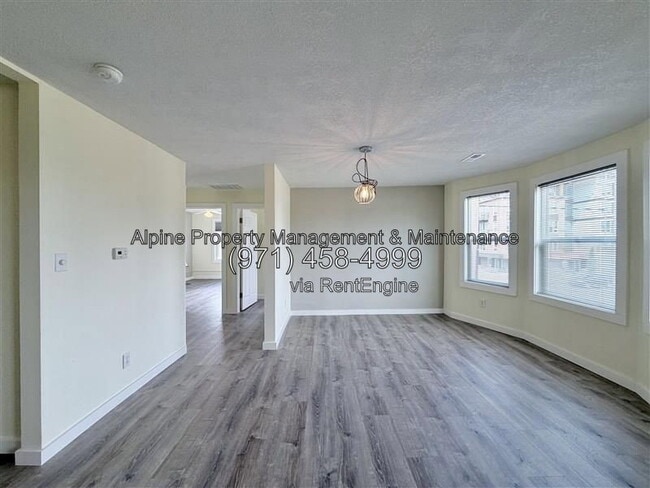Photo - 5904 N Interstate Ave