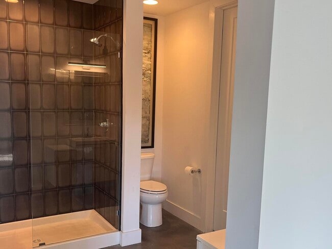 Photo - 1131 Fairview Ave Unidad 302