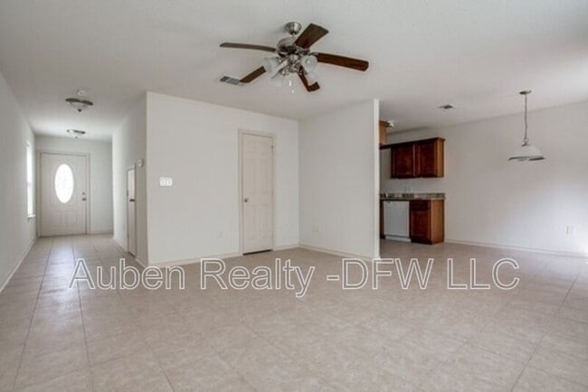 Photo - 909 Parkplace Ridge