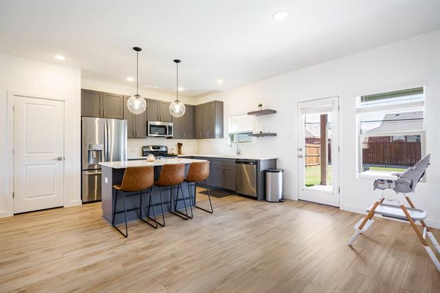 2608 Ontario Dr