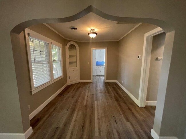 Photo - Gorgeous Downtown Gem