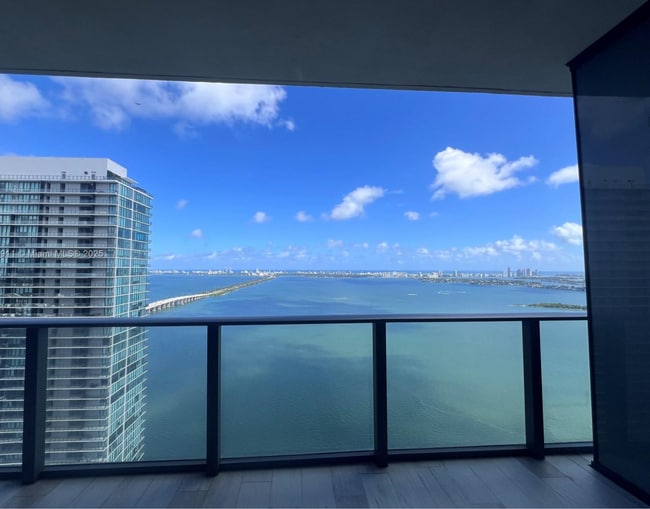 Photo - 480 NE 31st St