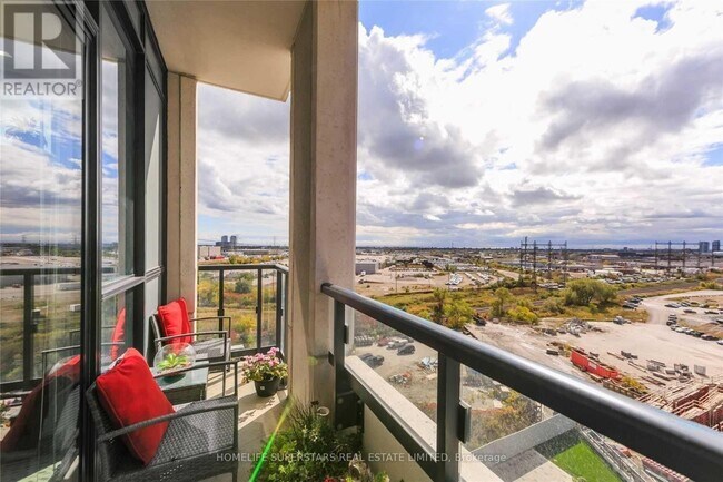 Photo - 20 Thomas Riley Rd Unit 809