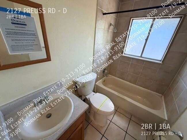 Photo - 2127 Preuss Rd Unit D