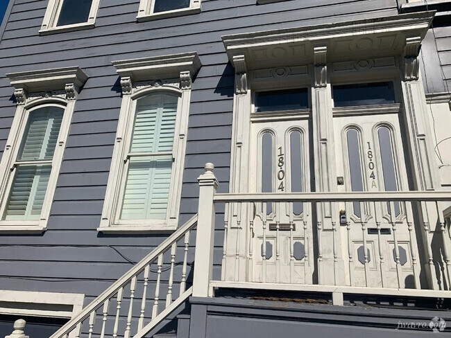 Building Photo - 1804 Bush St Unit A Rental
