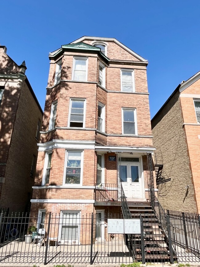 Photo - 2512 S Trumbull Ave Apartment Unit 2F