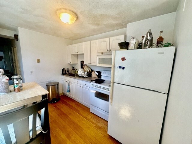 19 Margaret St Unit 3