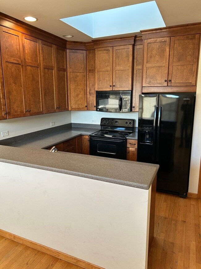 Photo - 116 N Main St Unidad 5