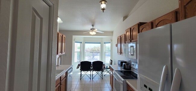 Photo - Beautiful 3 bed 2.5 bath home located in the Las Colinas Area!
